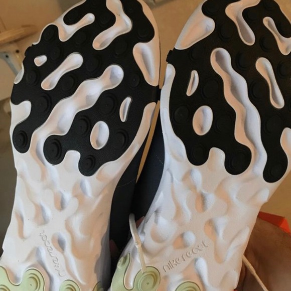 Nike react element - Picture 3 of 4